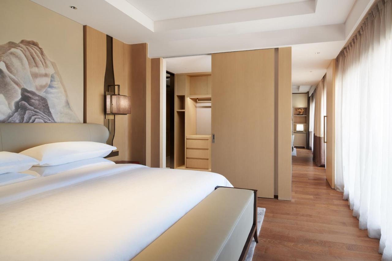 Sheraton Yunfu Xinxing Hotel Eksteriør bilde