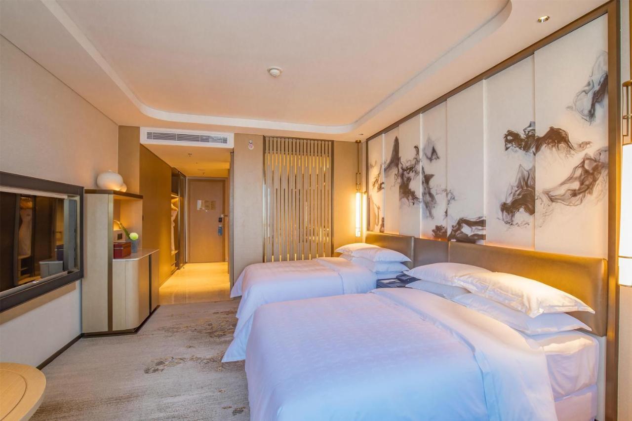 Sheraton Yunfu Xinxing Hotel Eksteriør bilde