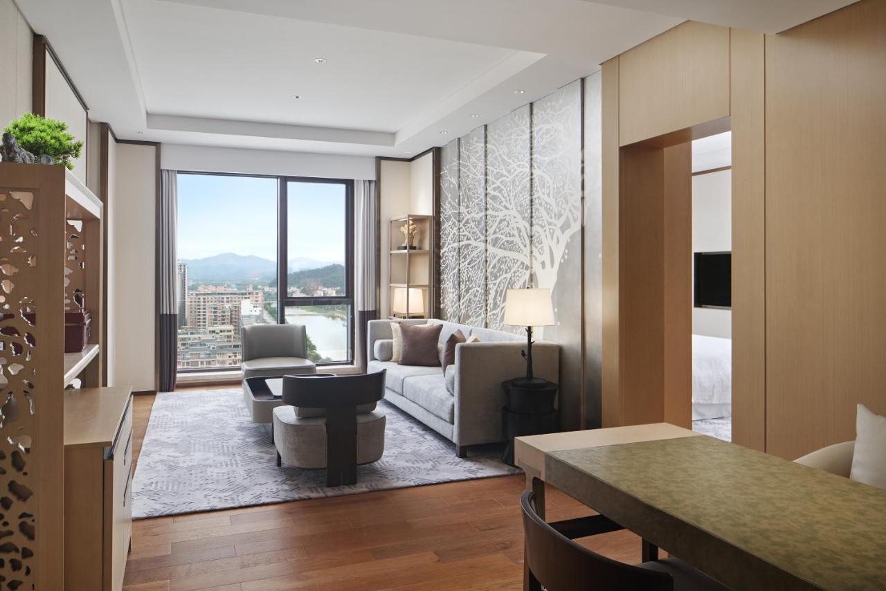 Sheraton Yunfu Xinxing Hotel Eksteriør bilde